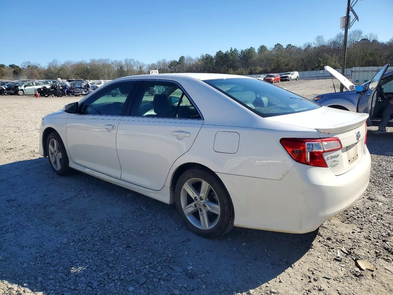 2013 Toyota Camry l