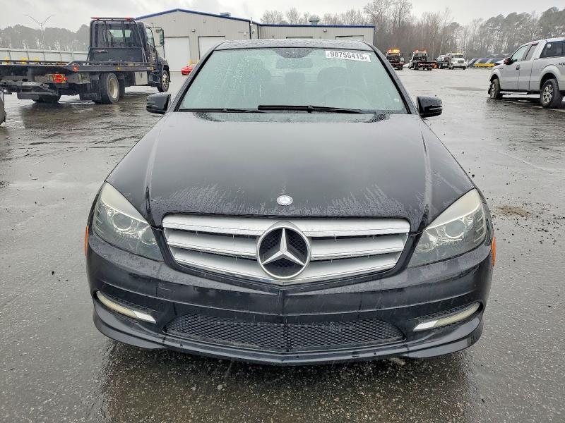 2011 Mercedes-Benz C300