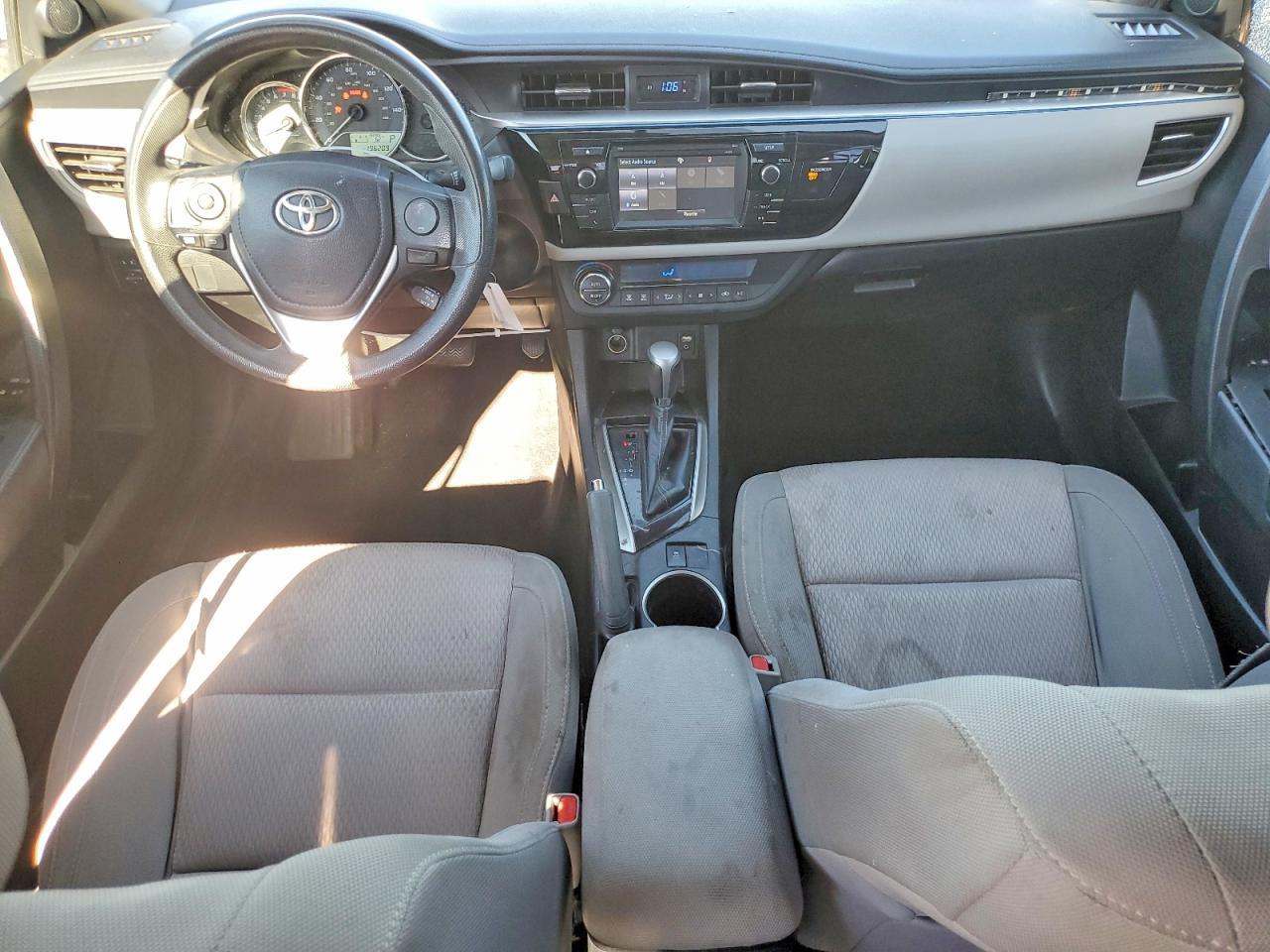 2015 Toyota Corolla l
