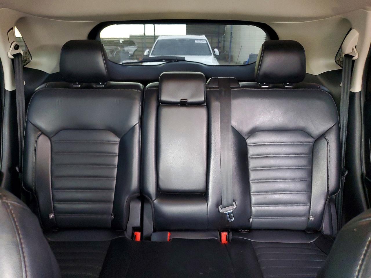 2017 Ford Edge sel