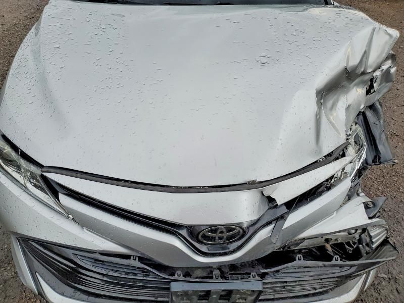 2018 Toyota Camry le