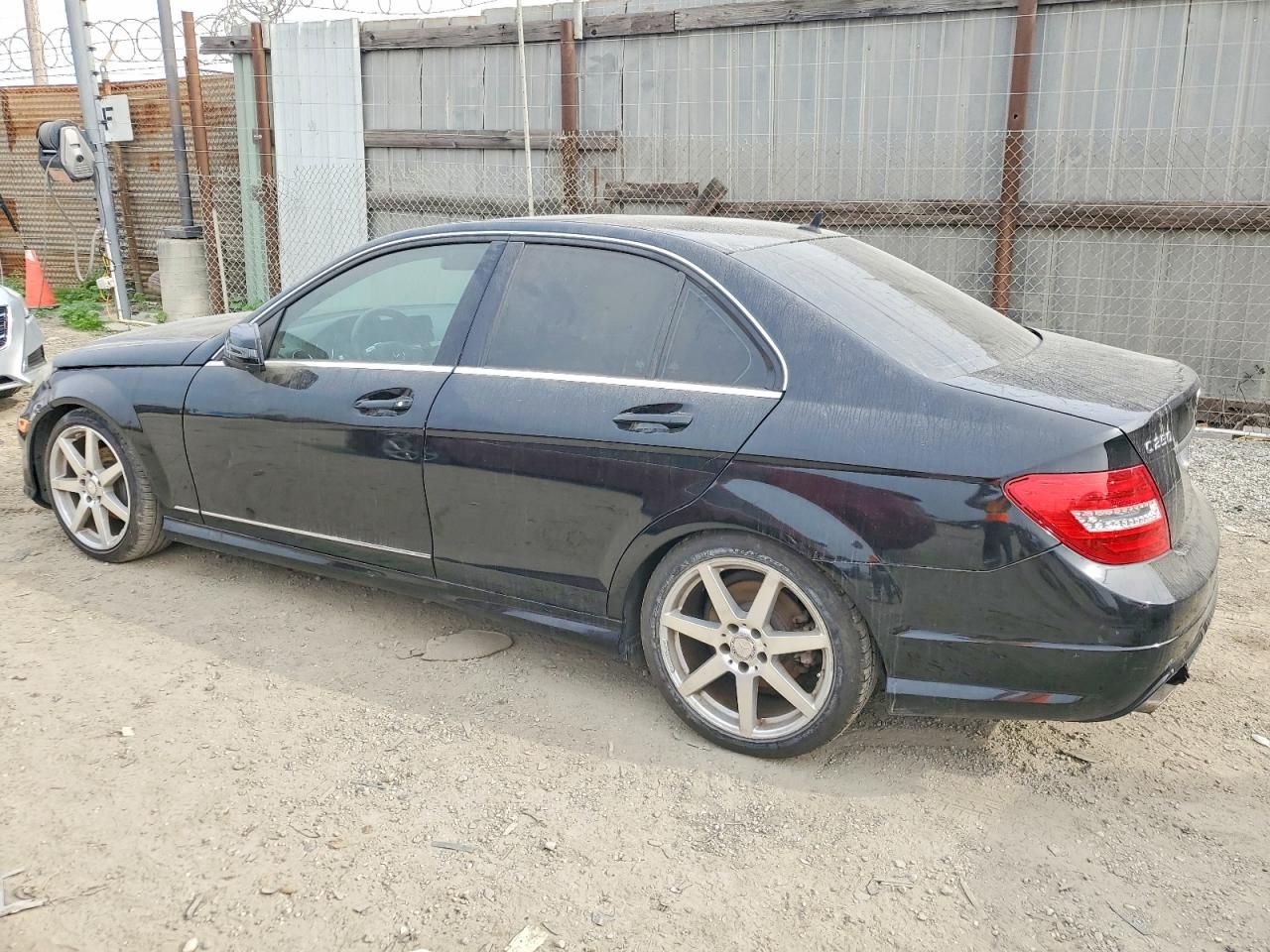 2014 Mercedes-Benz C 250