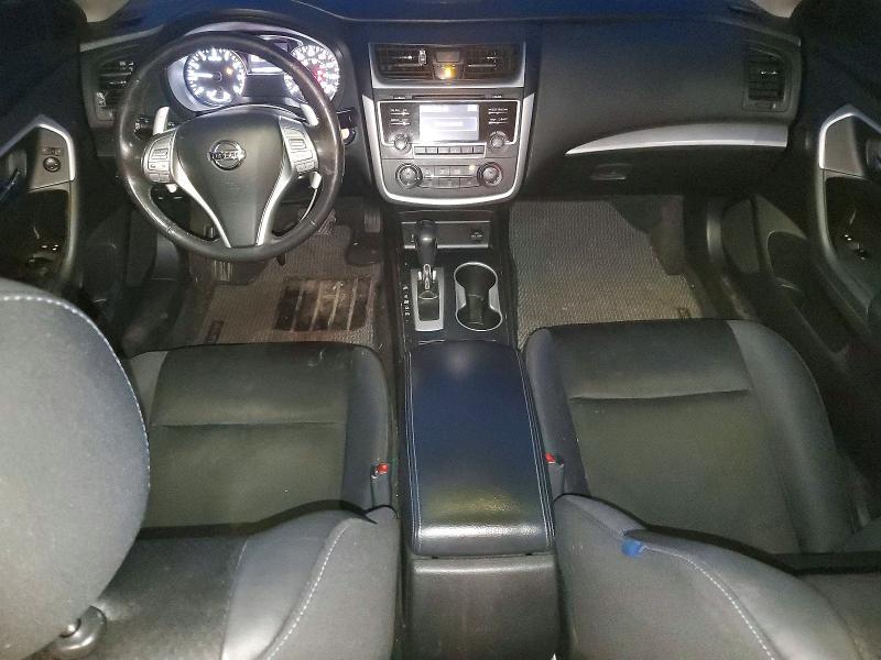 2016 Niss Altima