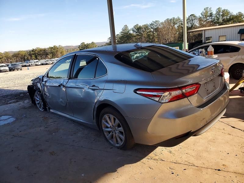 2020 Toyota Camry le