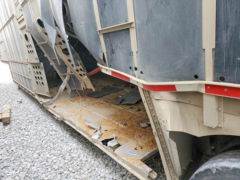 2025 EBY Ltrailer-livestock Trailer