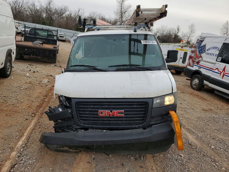 2025 GMC SAVANA2500