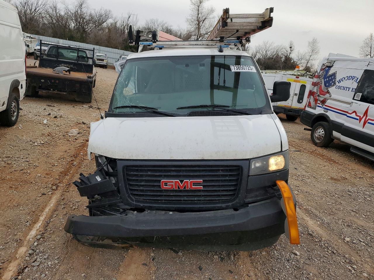 2025 GMC SAVANA2500