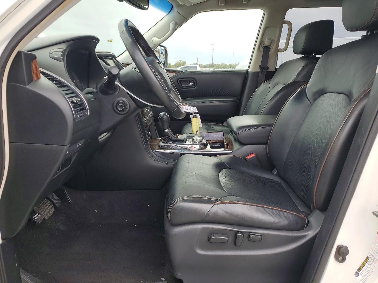 2017 Nissan Armada sv