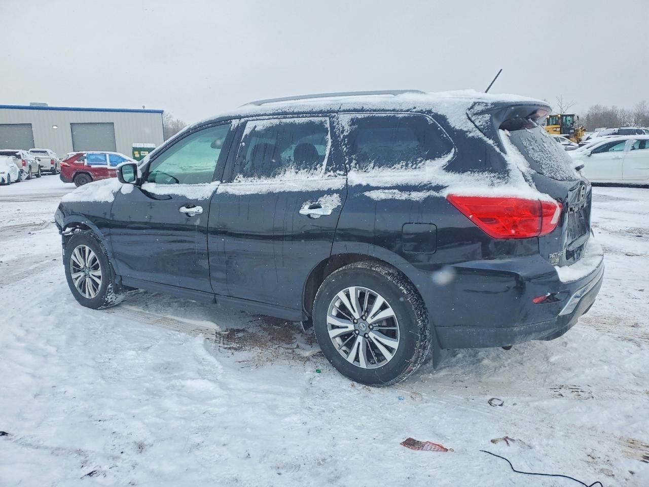 2018 Nissan Pathfinder s