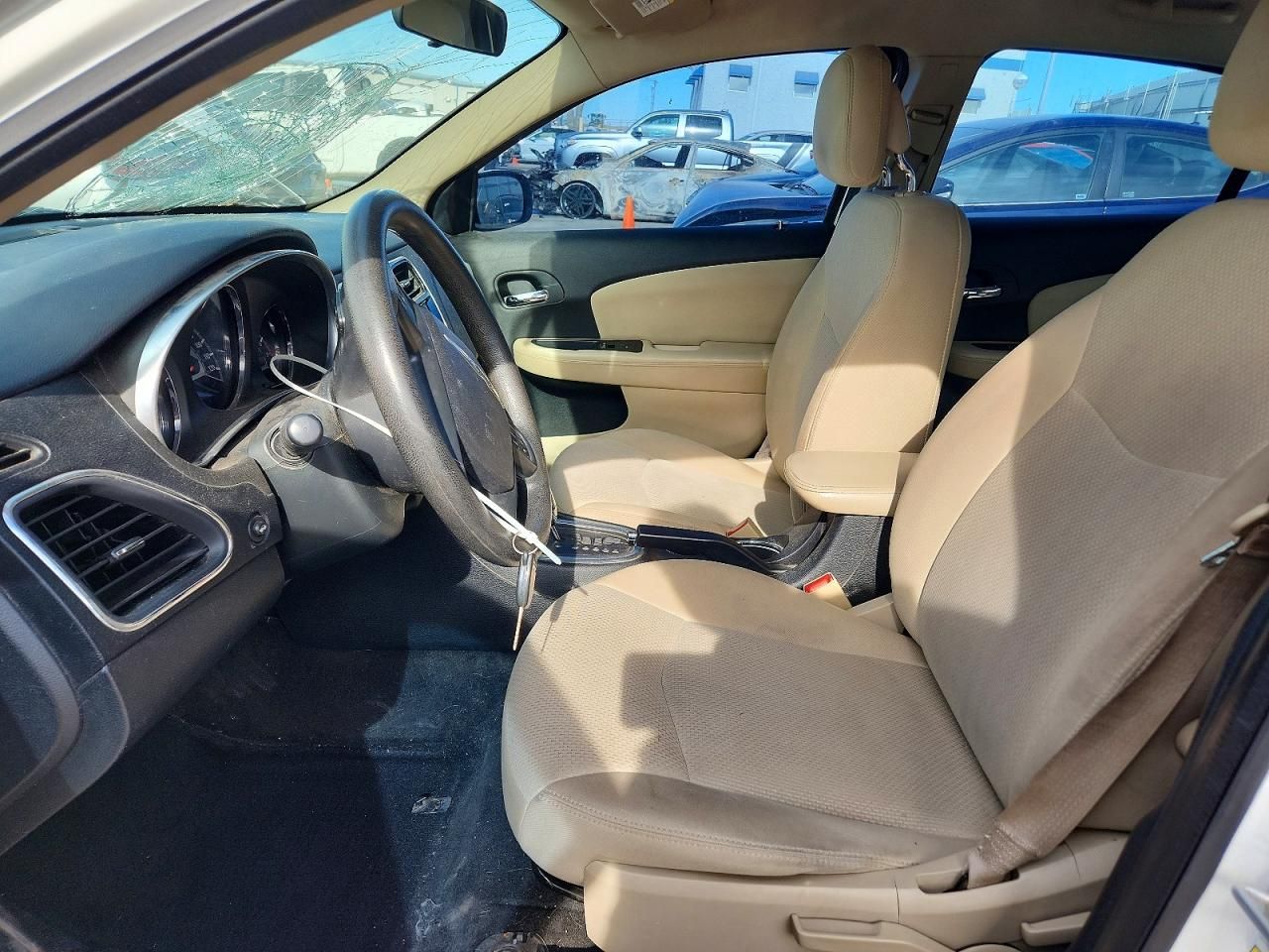 2012 Chrysler 200 lx