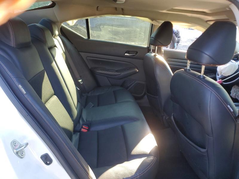 2021 Nissan Altima sr
