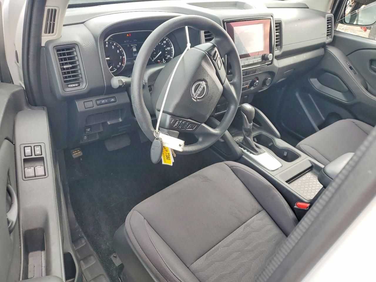 2024 Nissan Frontier s