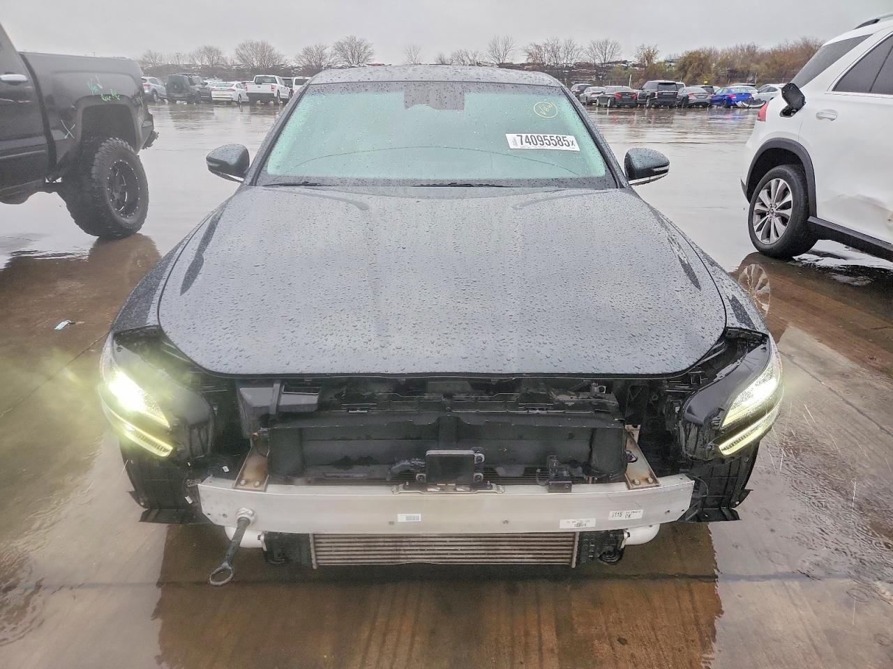 2022 Genesis G70 Base