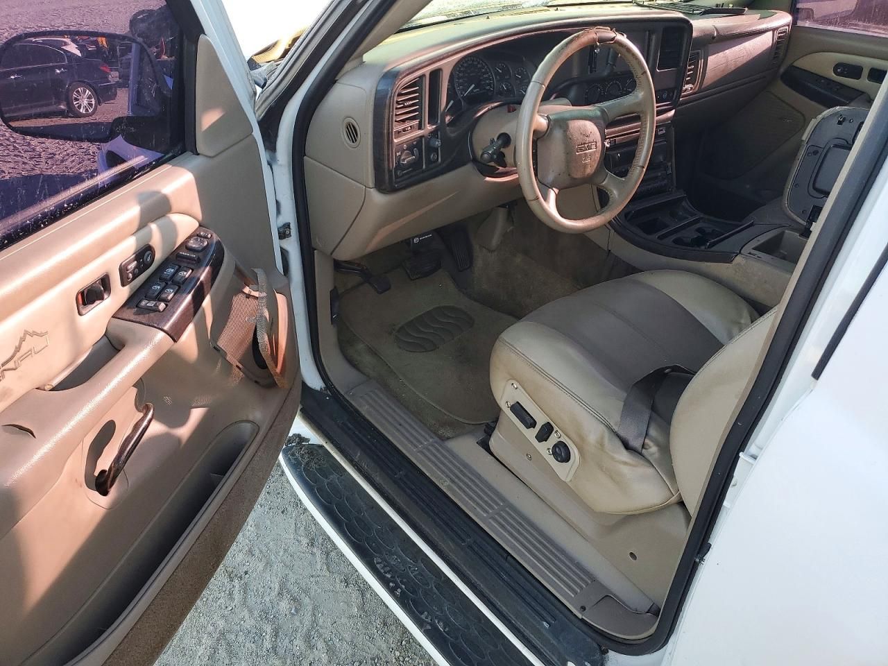 2002 GMC Denali