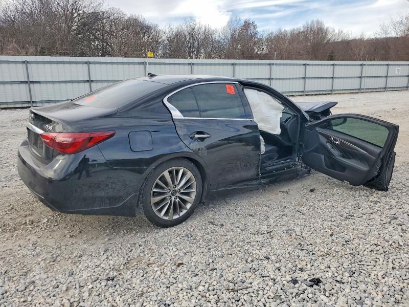 2018 Infiniti Q50 Luxe