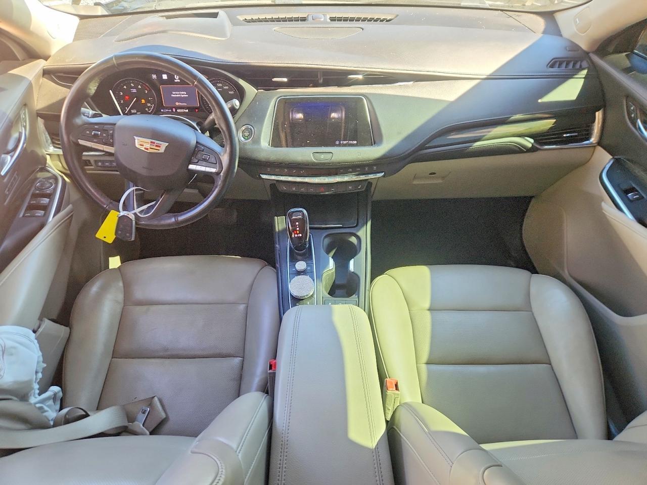 2020 Cadillac XT4 Premium Luxury