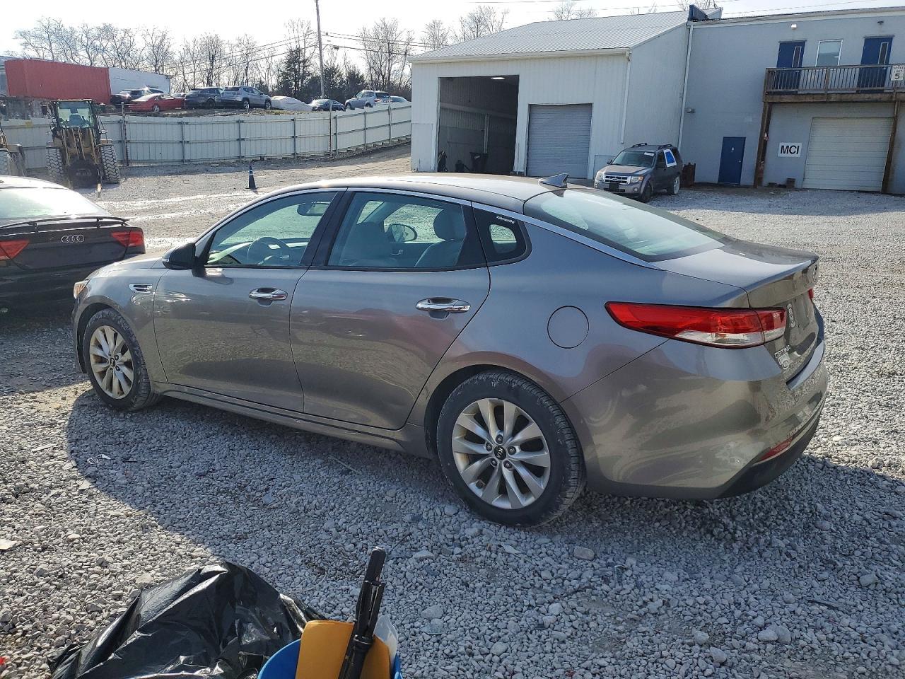 2018 KIA Optima ex