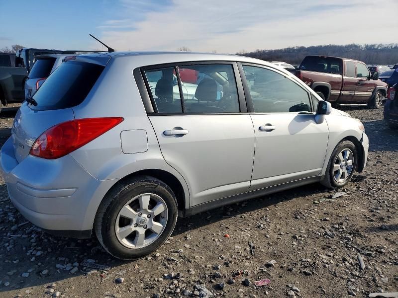 2012 Nissan Versa s