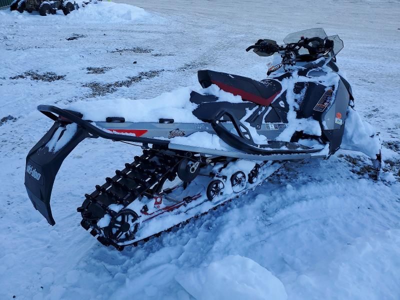 2023 Skidoo 2023 Skidoo Renegade