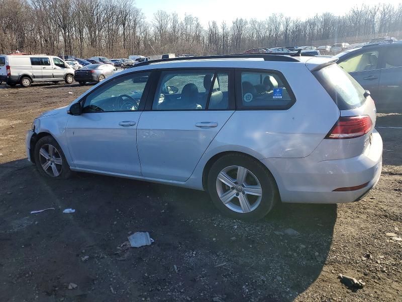 2018 Volkswagen Golf Sportwagen s