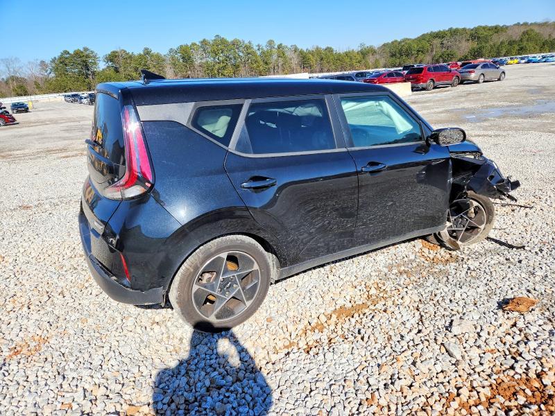 2023 KIA Soul ex