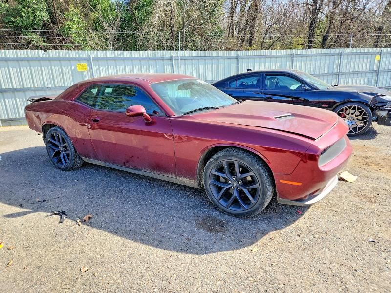 2020 Dodge Challenger sxt