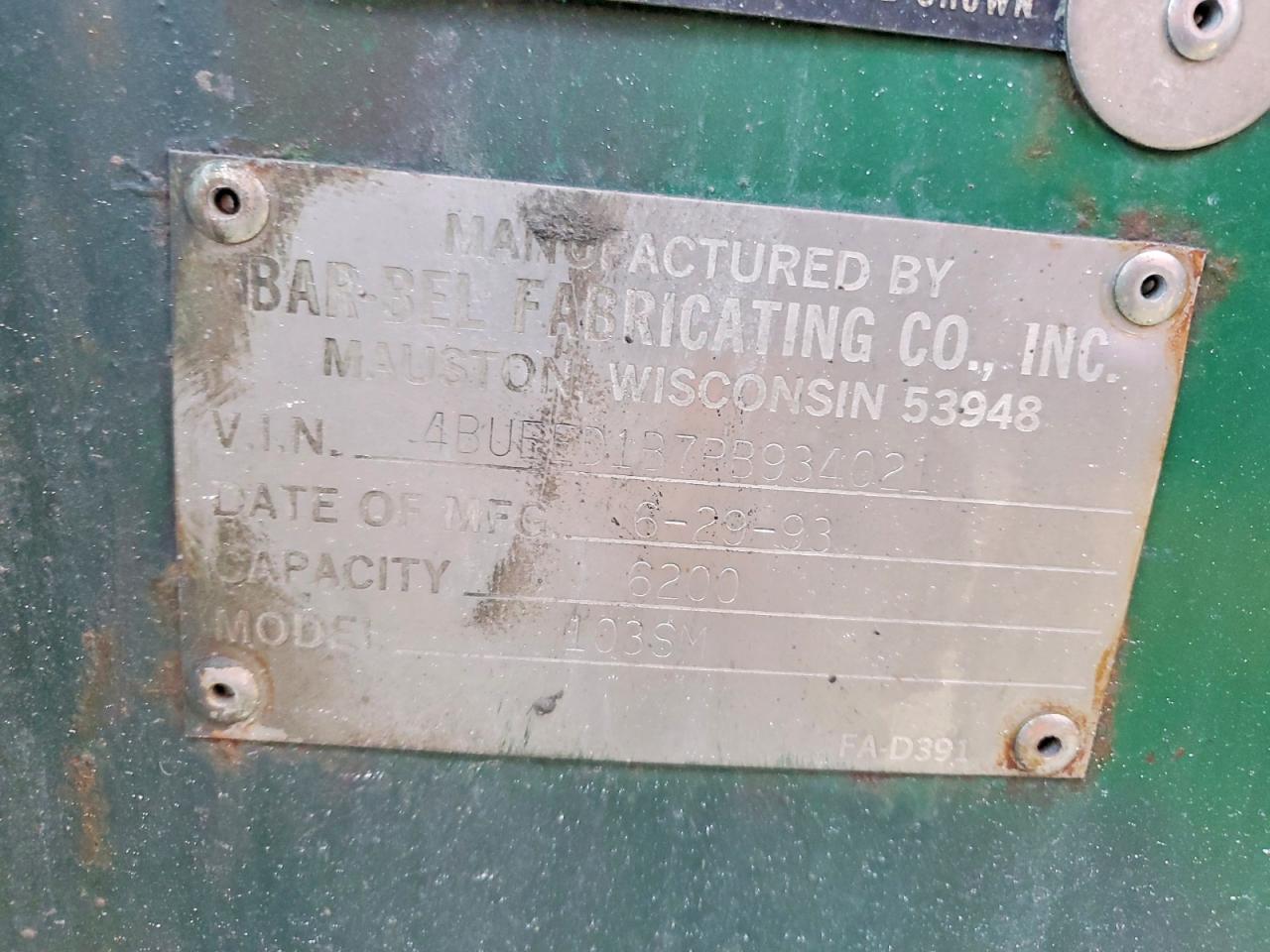 1993 Bar-Bel 103SM Tank Trailer
