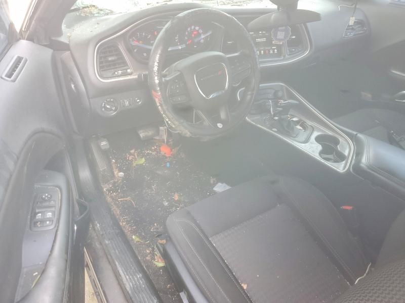 2022 Dodge Challenger sxt