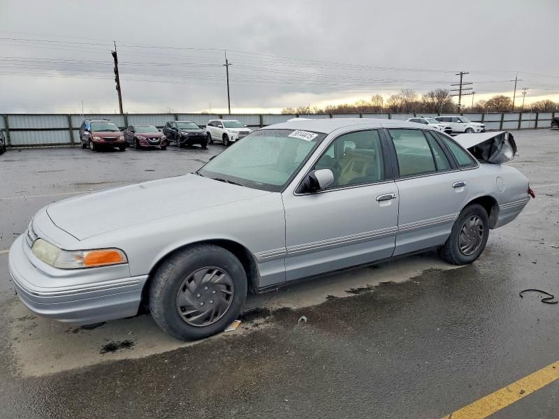 1996 Ford Crown Victoria