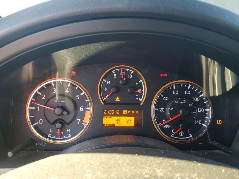 2012 Nissan Armada sv