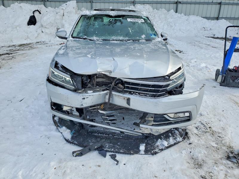 2018 Volkswagen Passat se