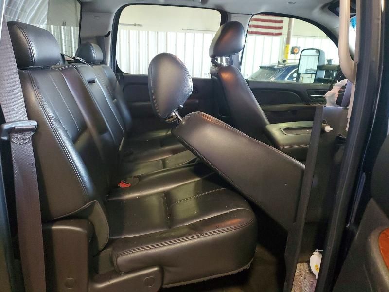 2012 GMC Sierra K2500 slt