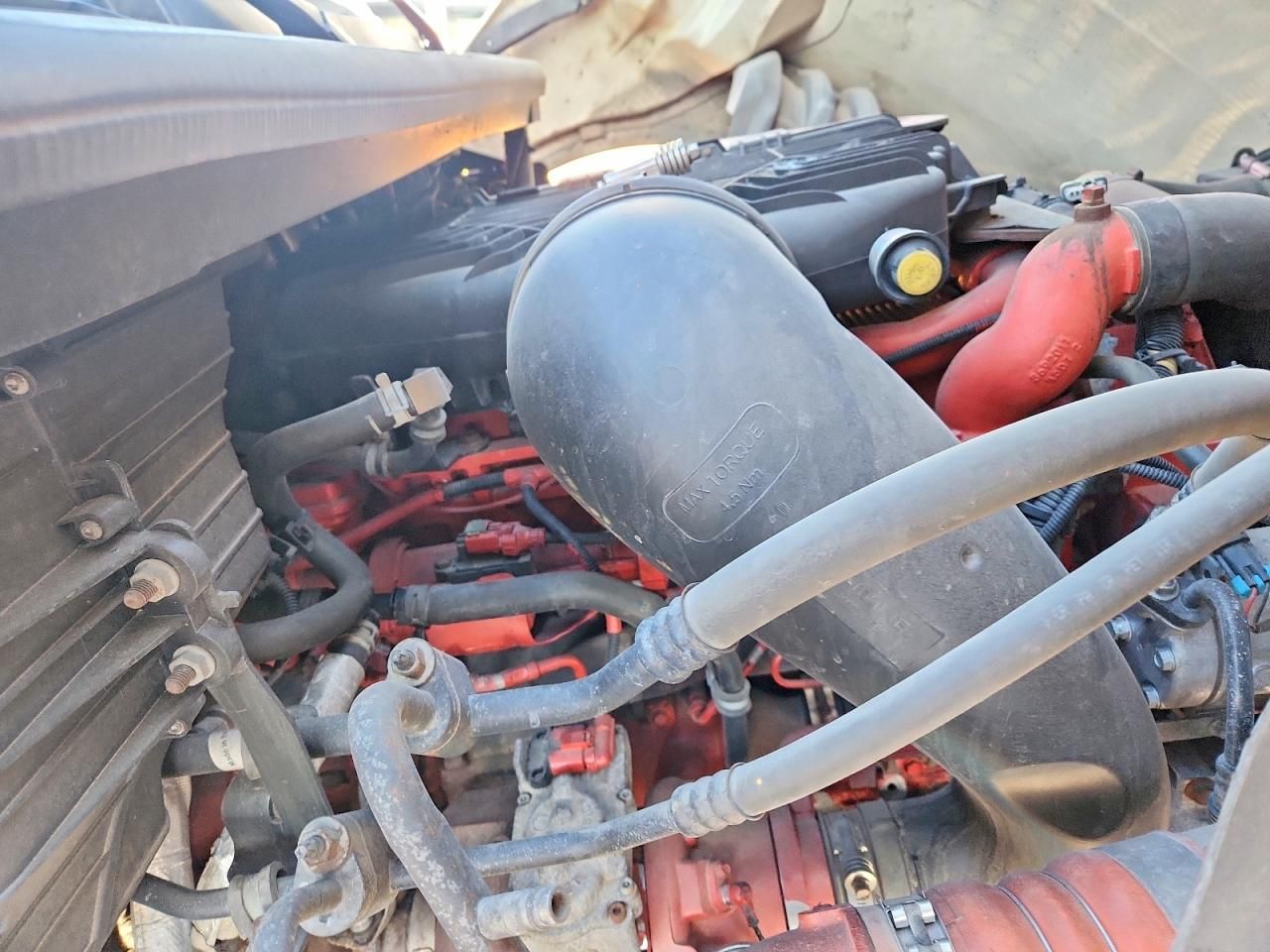 2018 International LT625