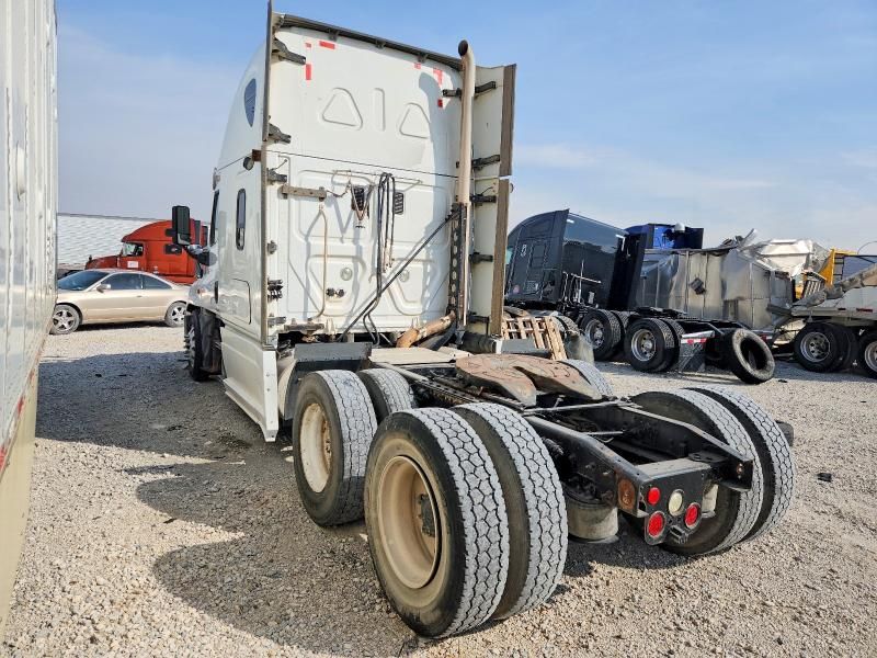 2016 Freightliner Cascadia 125 Semi Truck