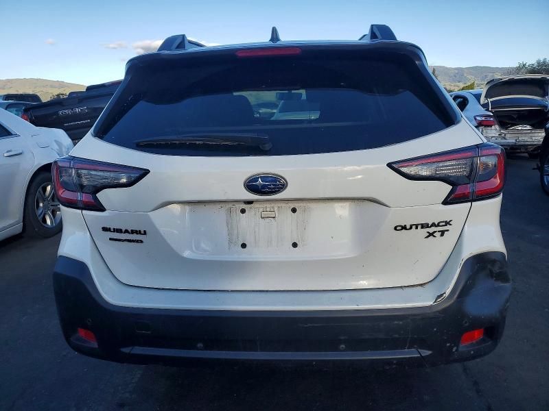 2025 Subaru Outback Onyx Edition xt