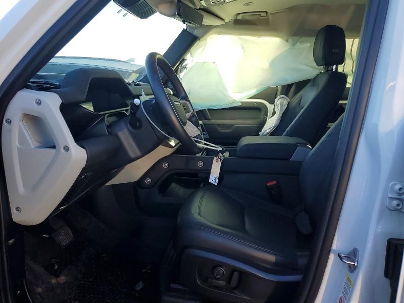 2024 Land Rover Defender 110 s