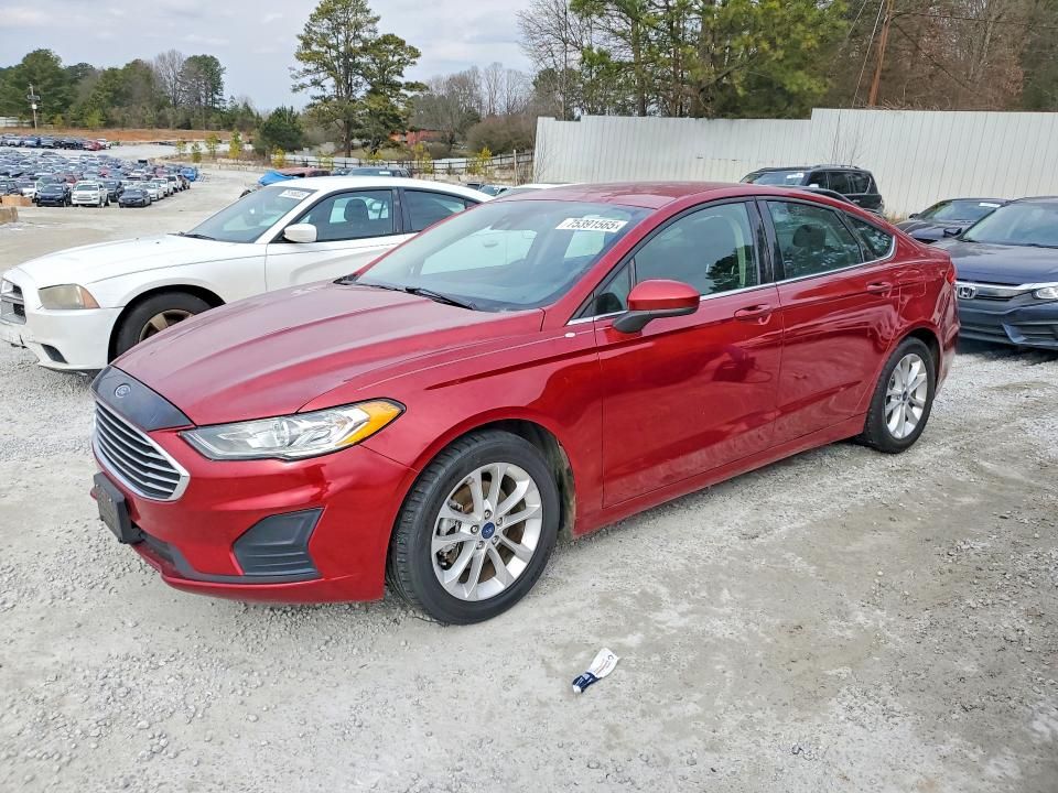 2019 Ford Fusion se