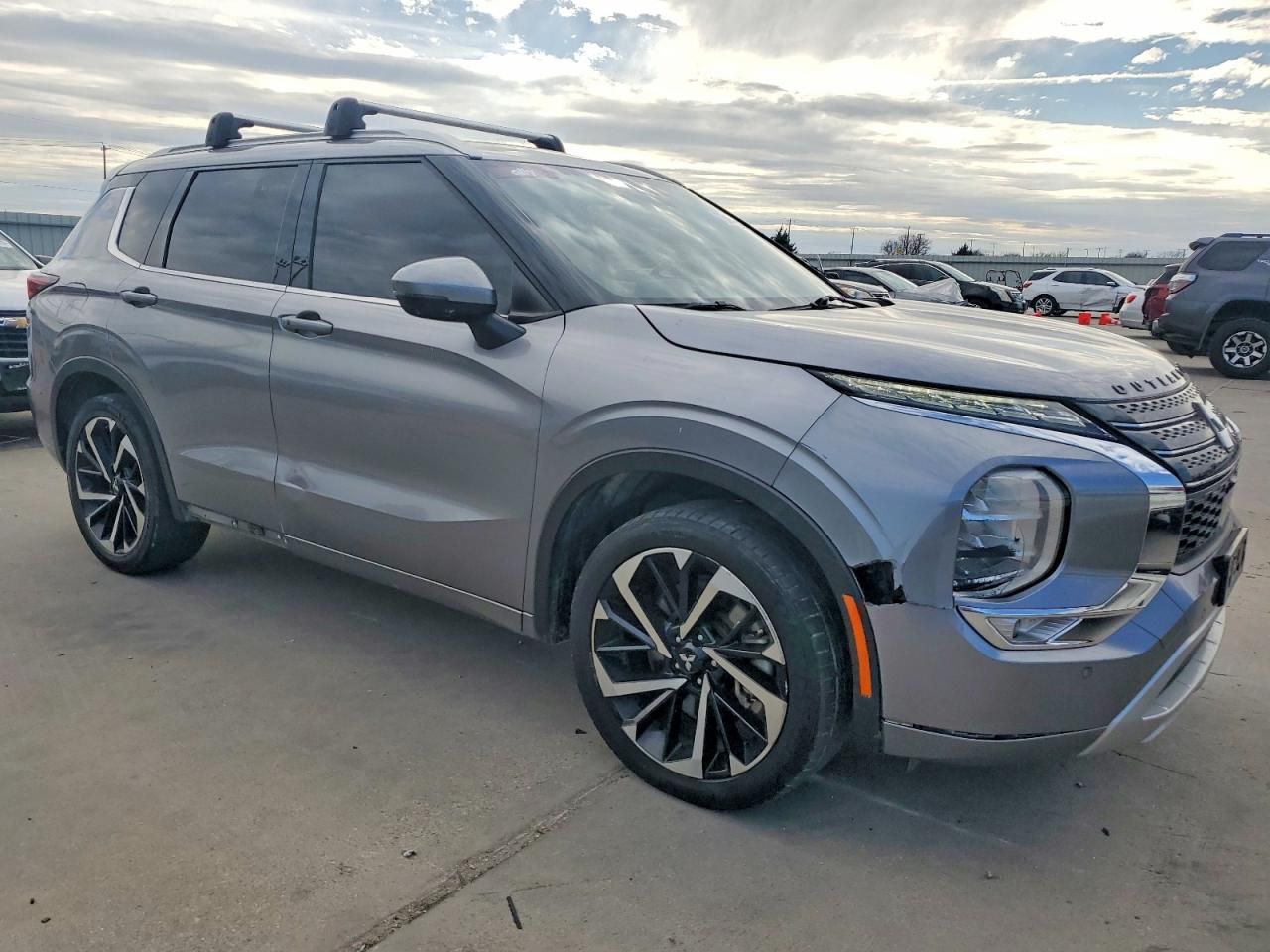 2022 Mitsubishi Outlander sel