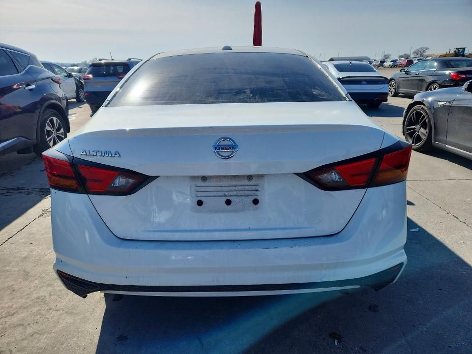 2020 Nissan Altima s