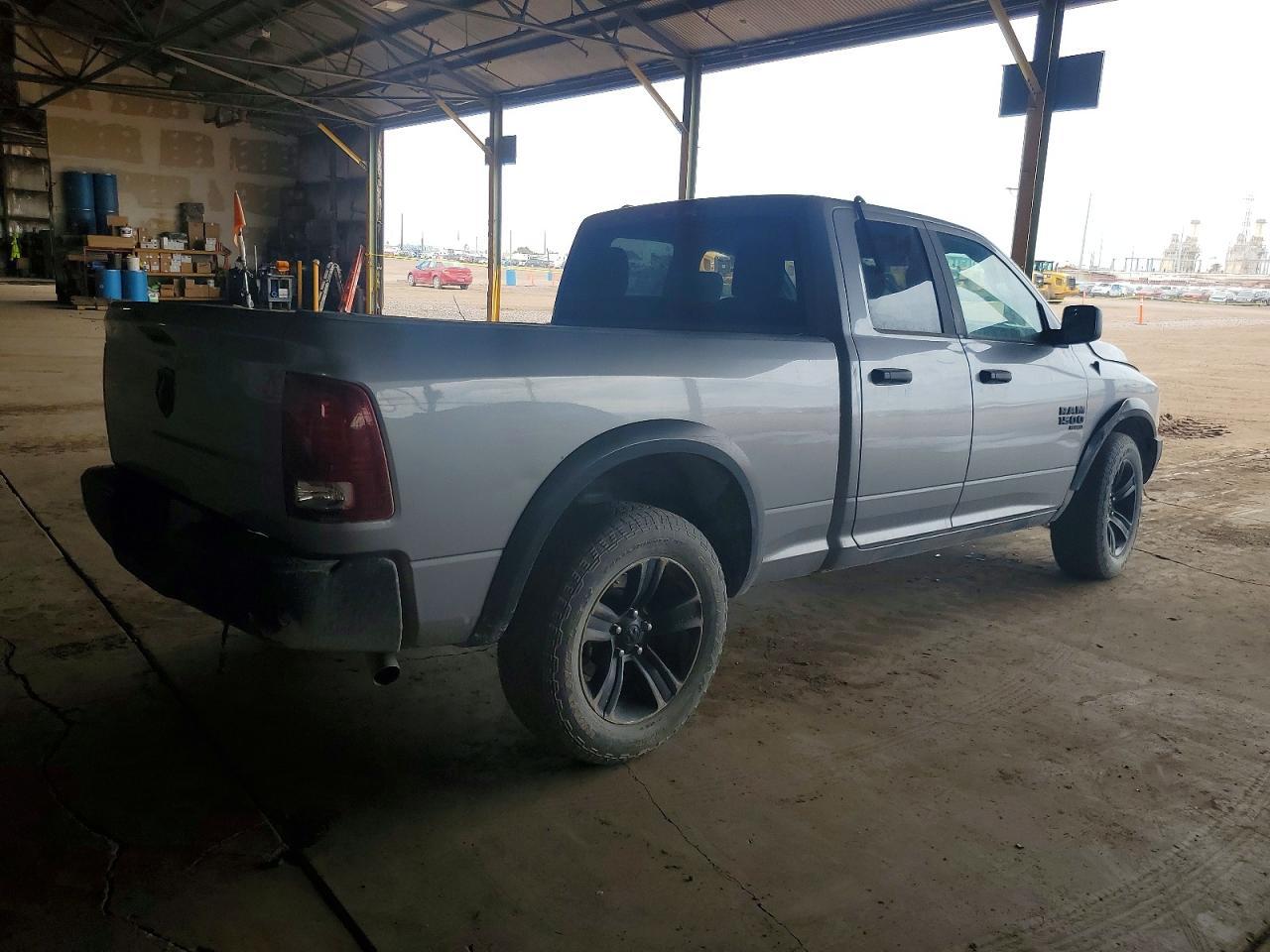 2022 Dodge RAM 1500 Classic SLT