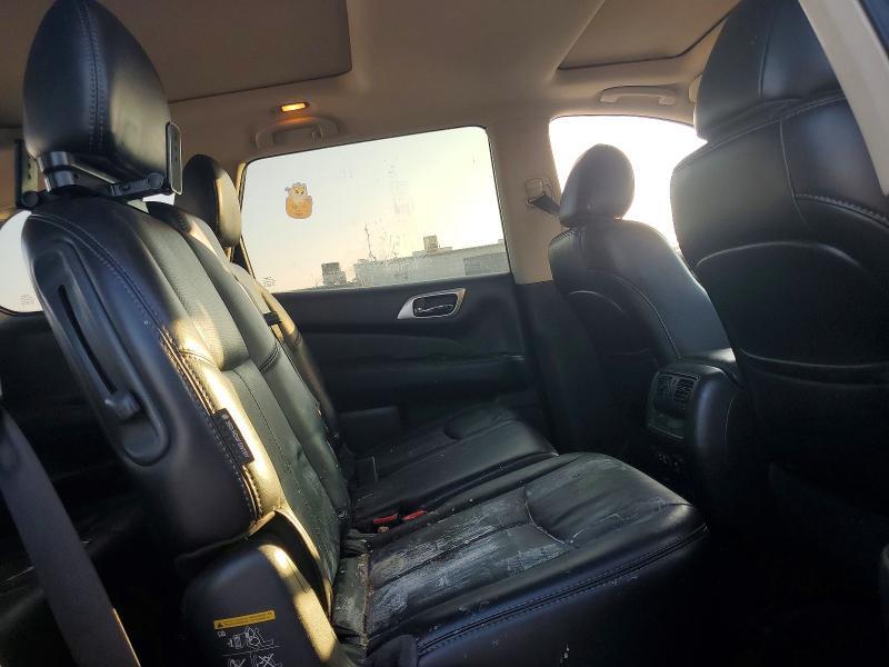 2020 Nissan Pathfinder Platinum