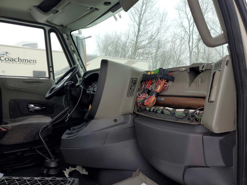 2015 International Prostar Semi Truck
