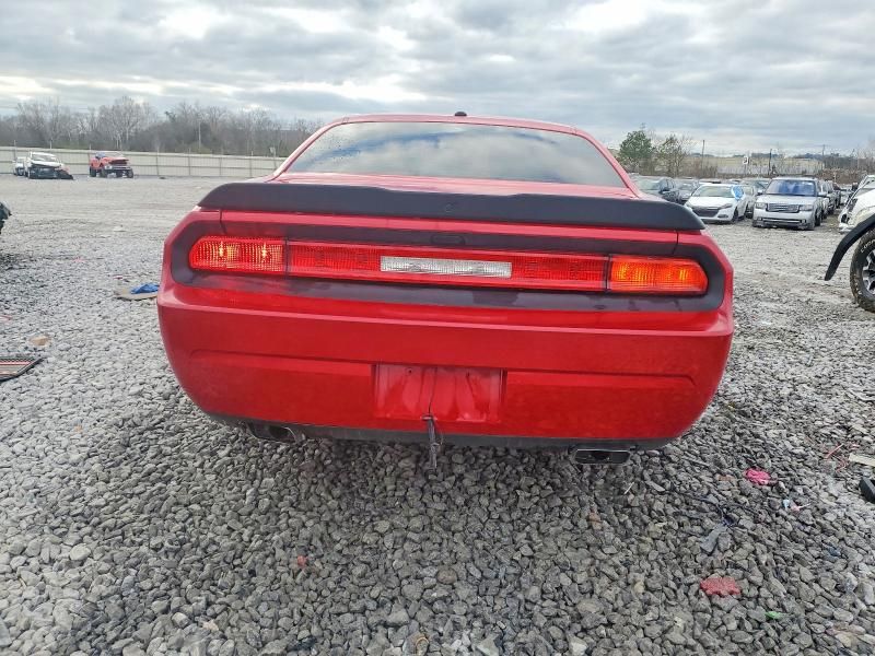 2012 Dodge Challenger sxt