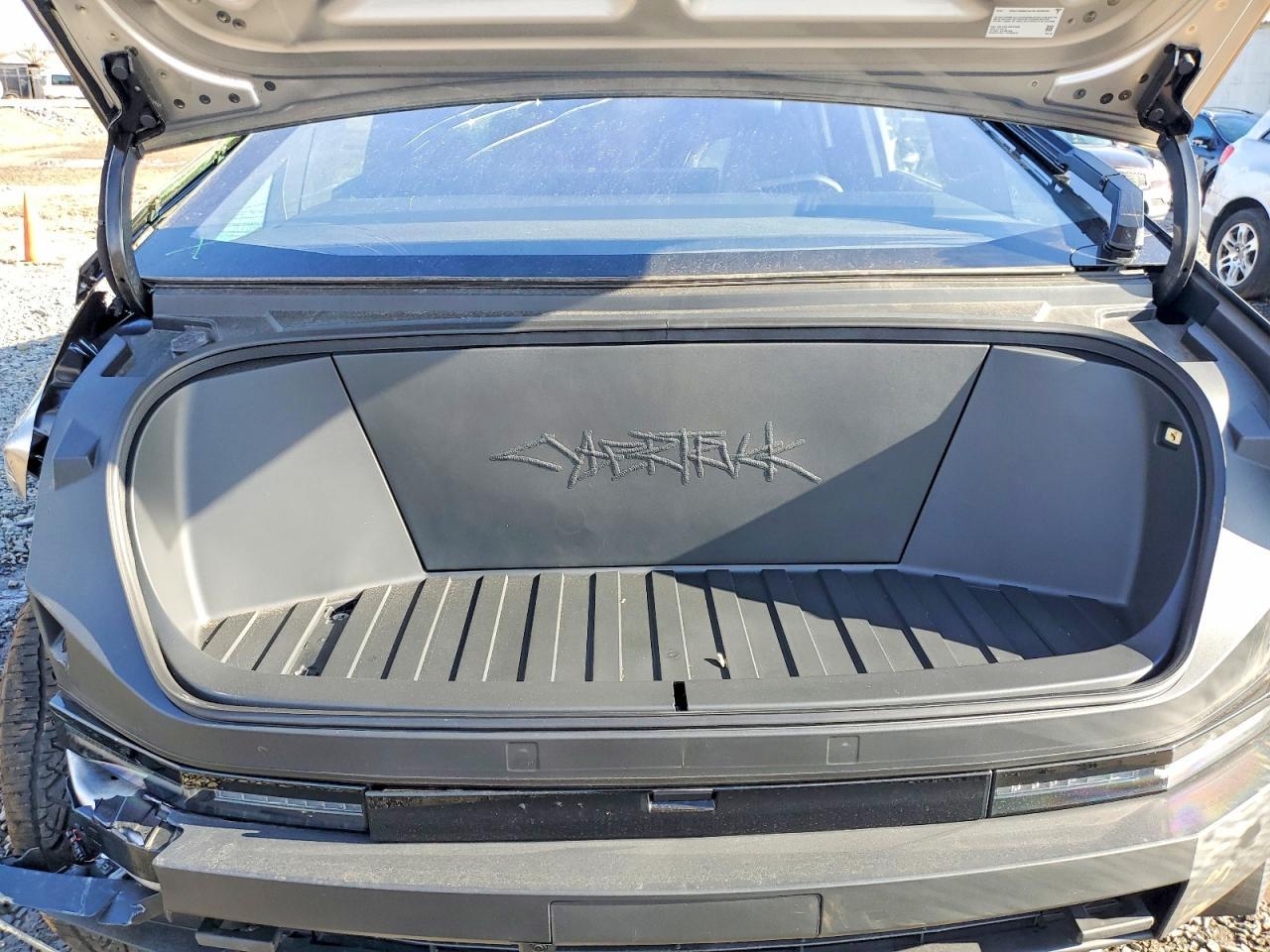 2025 Tesla Cybertruck