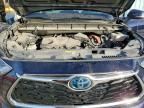 2021 Toyota Highlander Hybrid Platinum