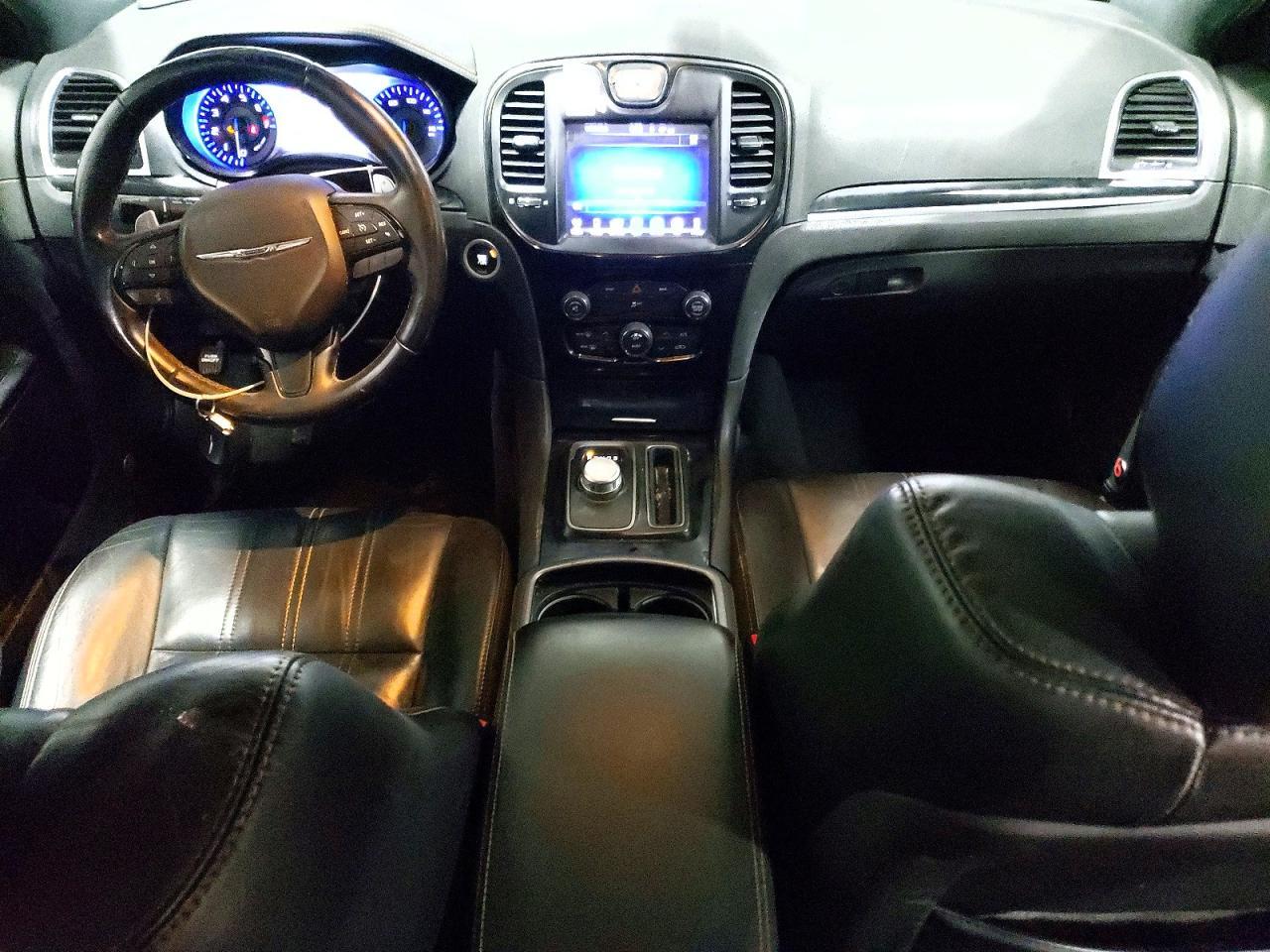 2016 Chrysler 300 s
