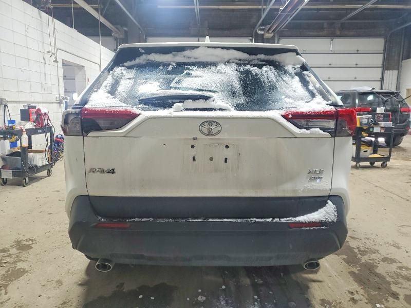 2020 Toyota Rav4 xle