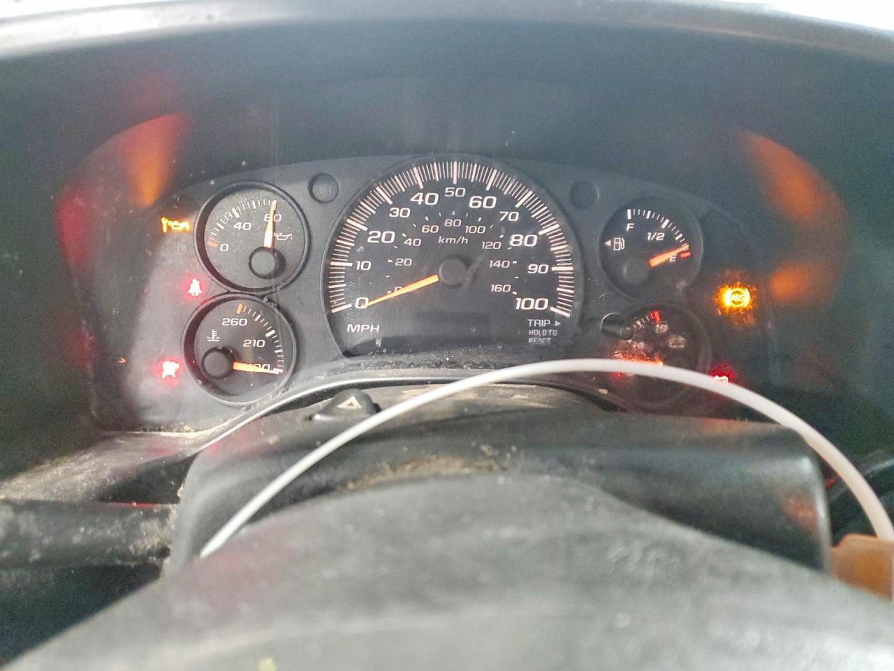 2004 Chevrolet Express Cargo 2500 1
