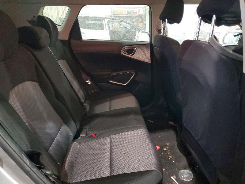 2022 KIA Soul lx