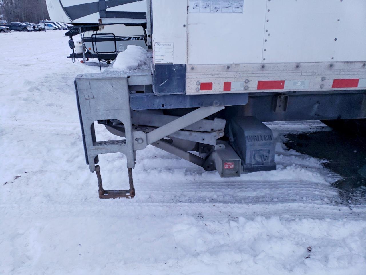 2020 International MV607 BOX Truck